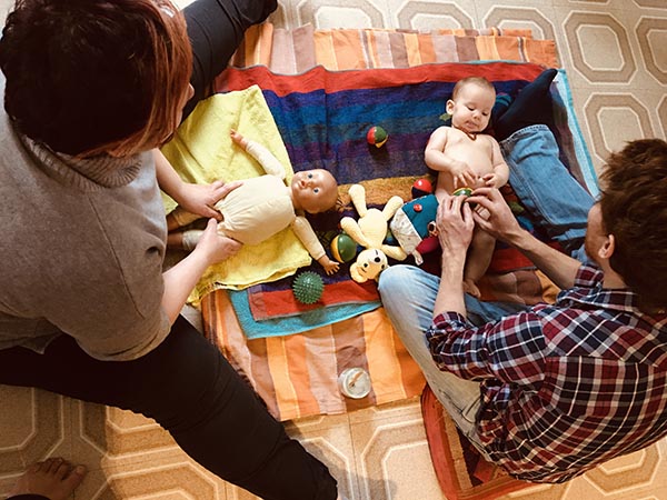 Massage bébé famille sandra jacques